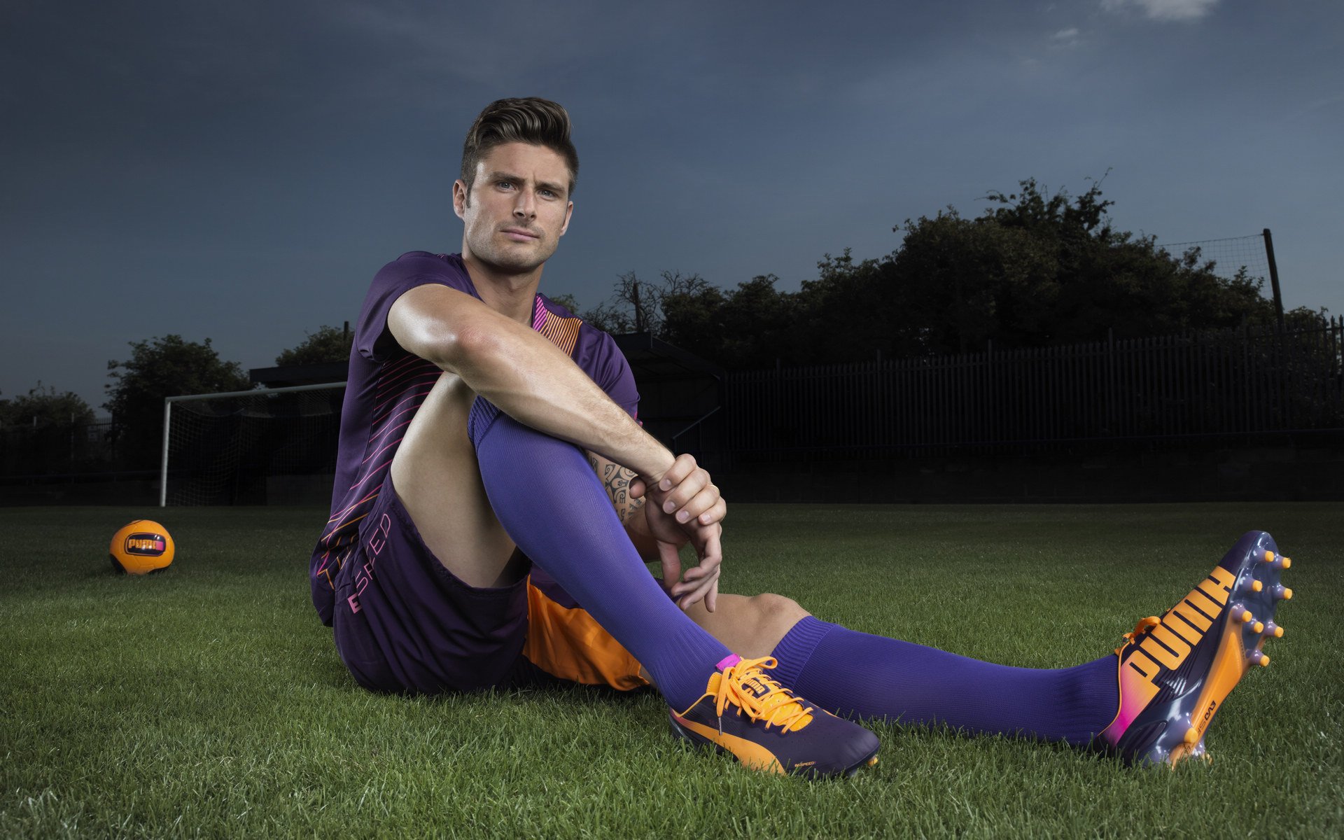 开云·体育官方网站入口-中国男篮专注团队合作提升默契度，中国男篮之队